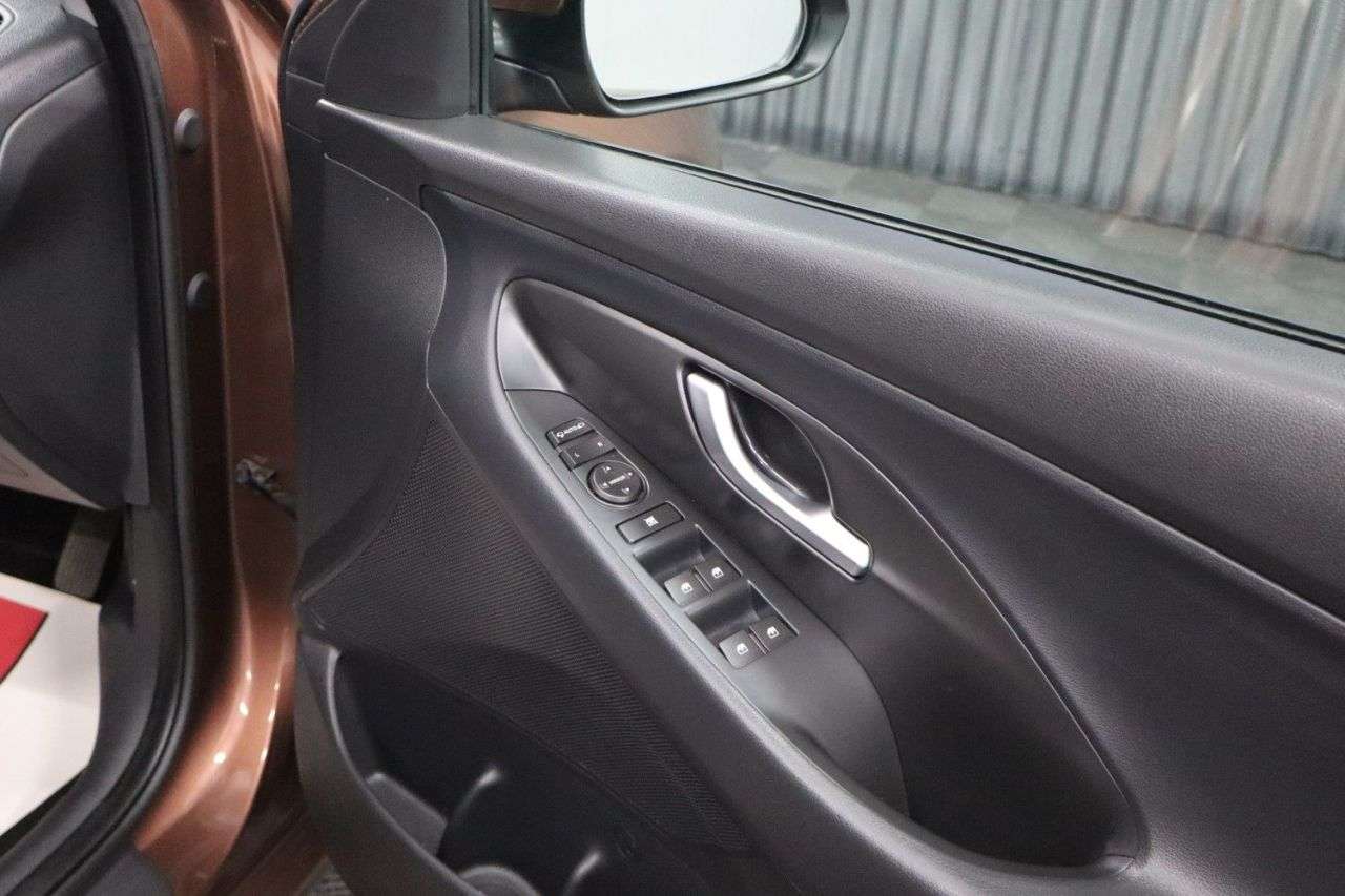 2018 HYUNDAI I30 2018 HYUNDAI I30