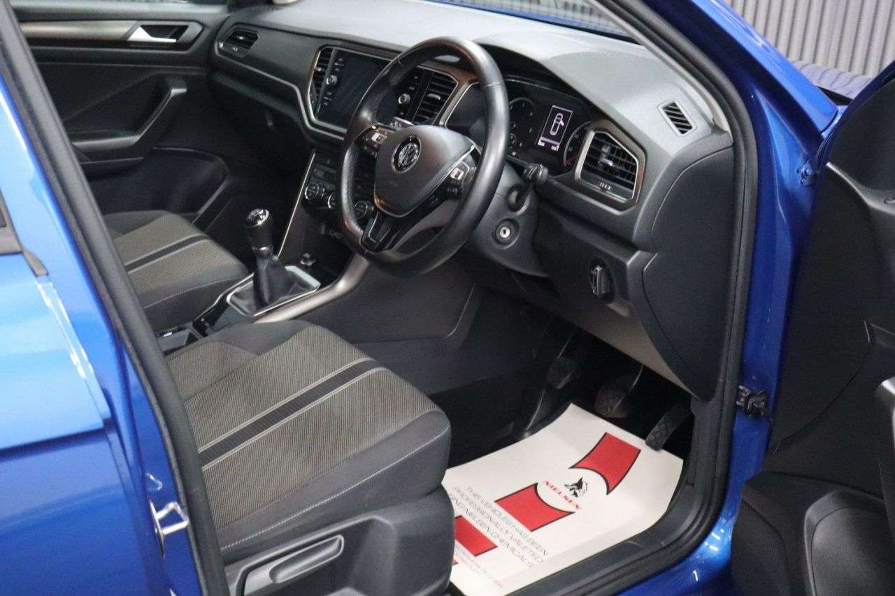 2018 VOLKSWAGEN T-ROC 2018 VOLKSWAGEN T-ROC