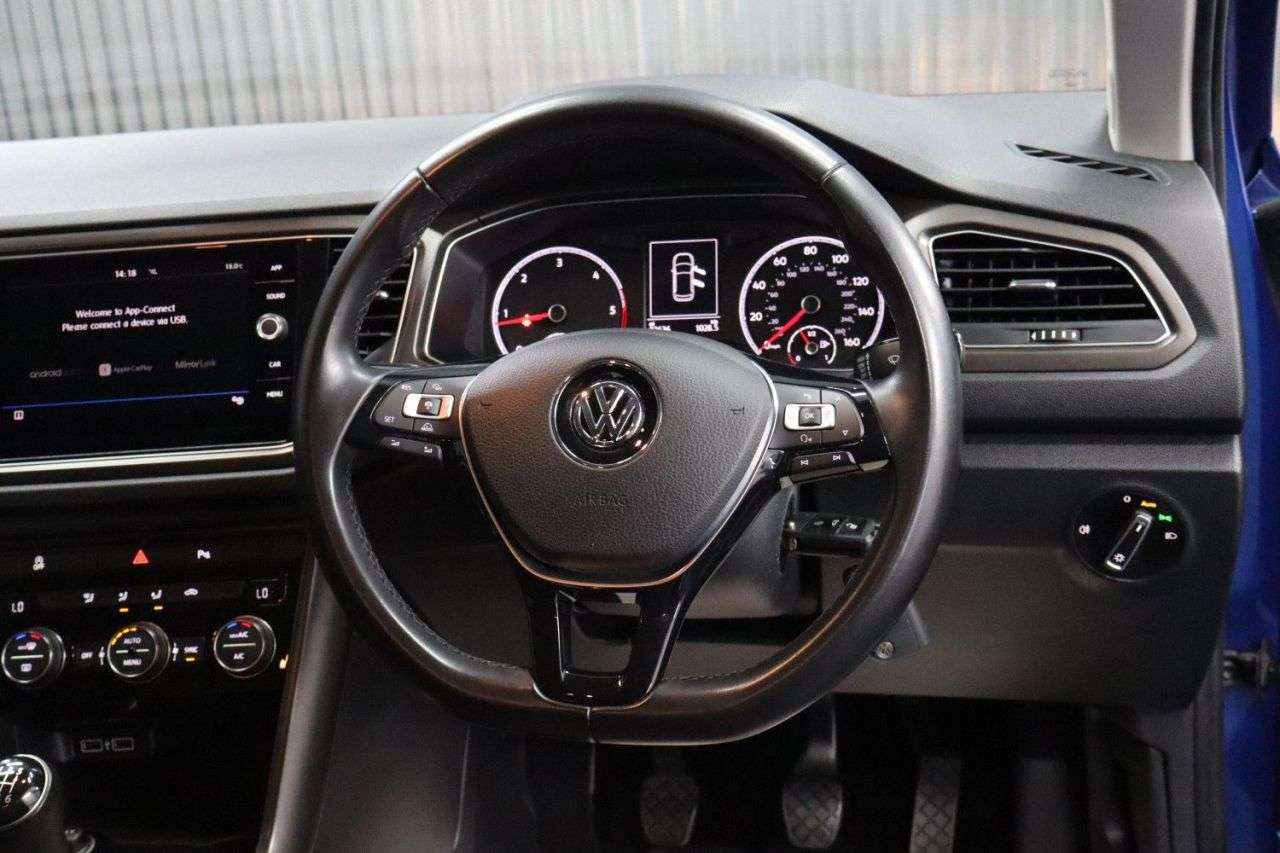 2018 VOLKSWAGEN T-ROC 2018 VOLKSWAGEN T-ROC