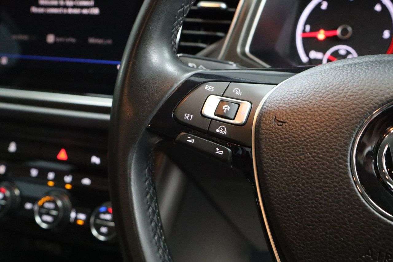 2018 VOLKSWAGEN T-ROC 2018 VOLKSWAGEN T-ROC
