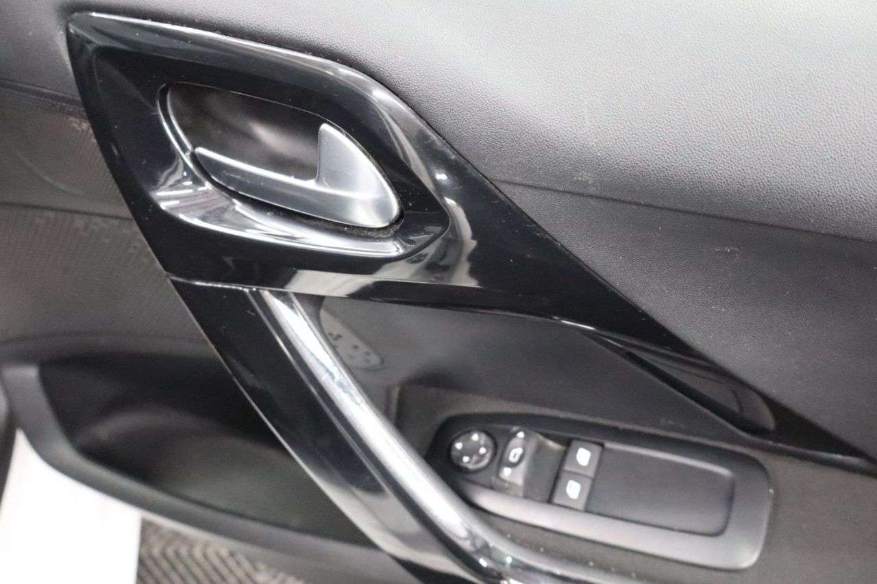 2018 PEUGEOT 208 2018 PEUGEOT 208