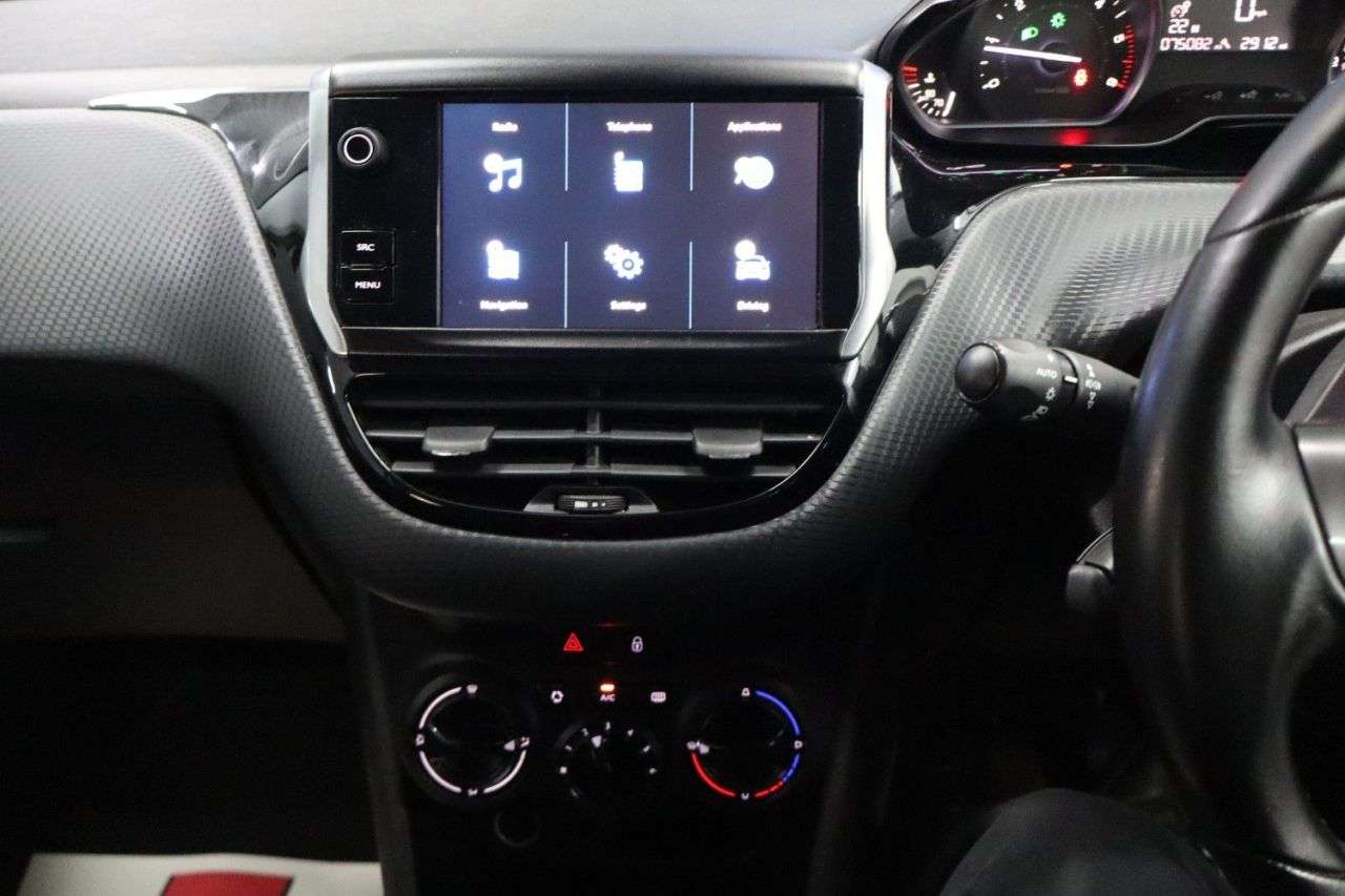 2018 PEUGEOT 208 2018 PEUGEOT 208