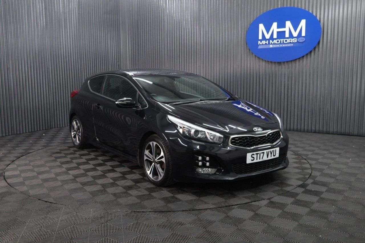 A 2017 KIA PROCEED 1.6 CRDi GT-Line Hatchback 3dr Diesel Manual Euro 6 (s/s) (134 bhp) GT-LINE A 2017 KIA PROCEED 1.6 CRDi GT-Line Hatchback 3dr Diesel Manual Euro 6 (s/s) (134 bhp) GT-LINE