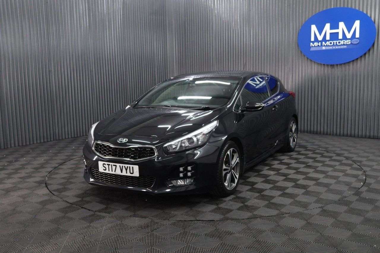 A 2017 KIA PROCEED 1.6 CRDi GT-Line Hatchback 3dr Diesel Manual Euro 6 (s/s) (134 bhp) GT-LINE A 2017 KIA PROCEED 1.6 CRDi GT-Line Hatchback 3dr Diesel Manual Euro 6 (s/s) (134 bhp) GT-LINE