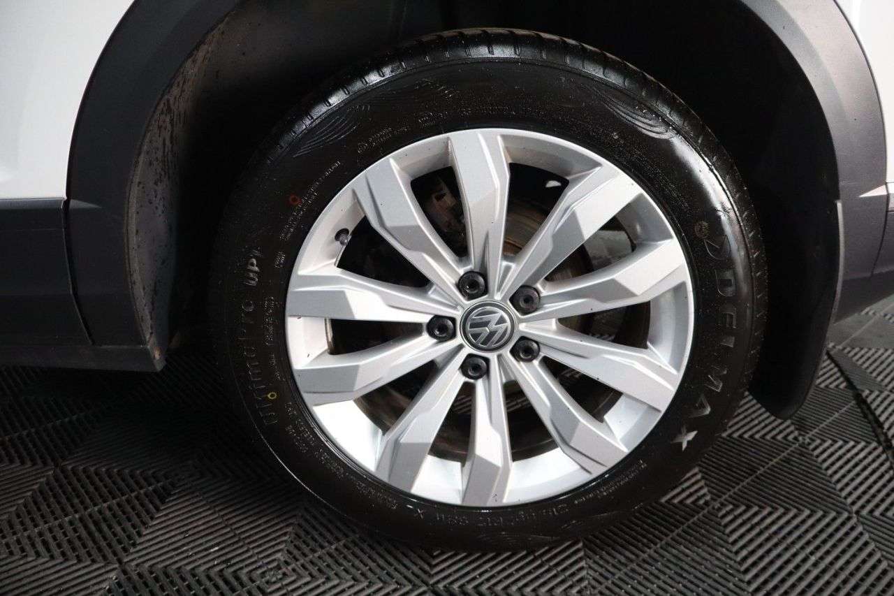 2019 VOLKSWAGEN T-ROC 2019 VOLKSWAGEN T-ROC