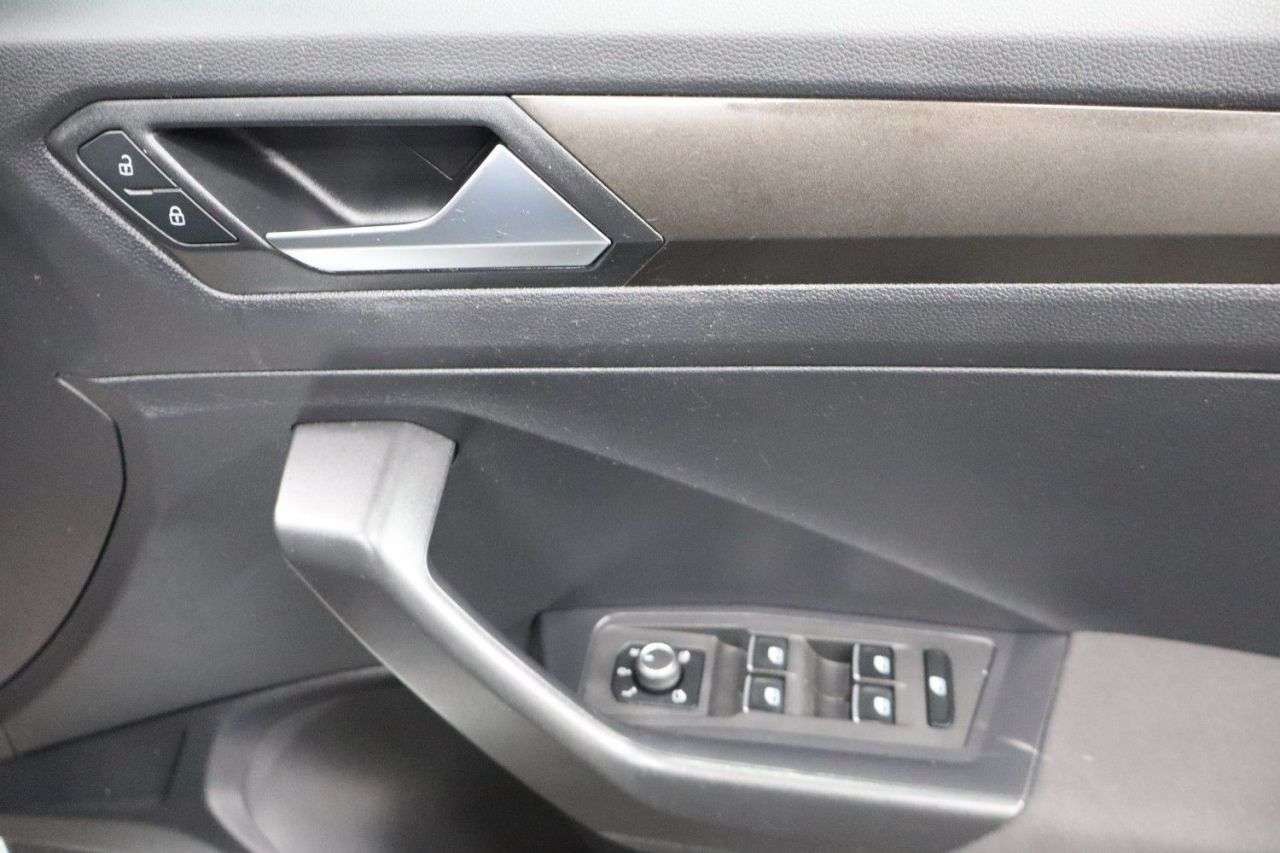 2019 VOLKSWAGEN T-ROC 2019 VOLKSWAGEN T-ROC