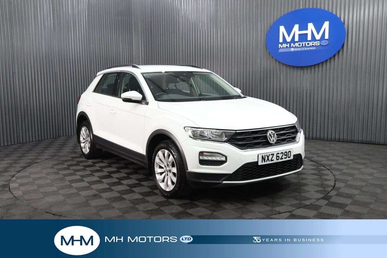 A 2019 VOLKSWAGEN T-ROC 1.6 TDI SE SUV 5dr Diesel Manual Euro 6 (s/s) (115 ps) LONG MOT / LOWER GRO A 2019 VOLKSWAGEN T-ROC 1.6 TDI SE SUV 5dr Diesel Manual Euro 6 (s/s) (115 ps) LONG MOT / LOWER GRO