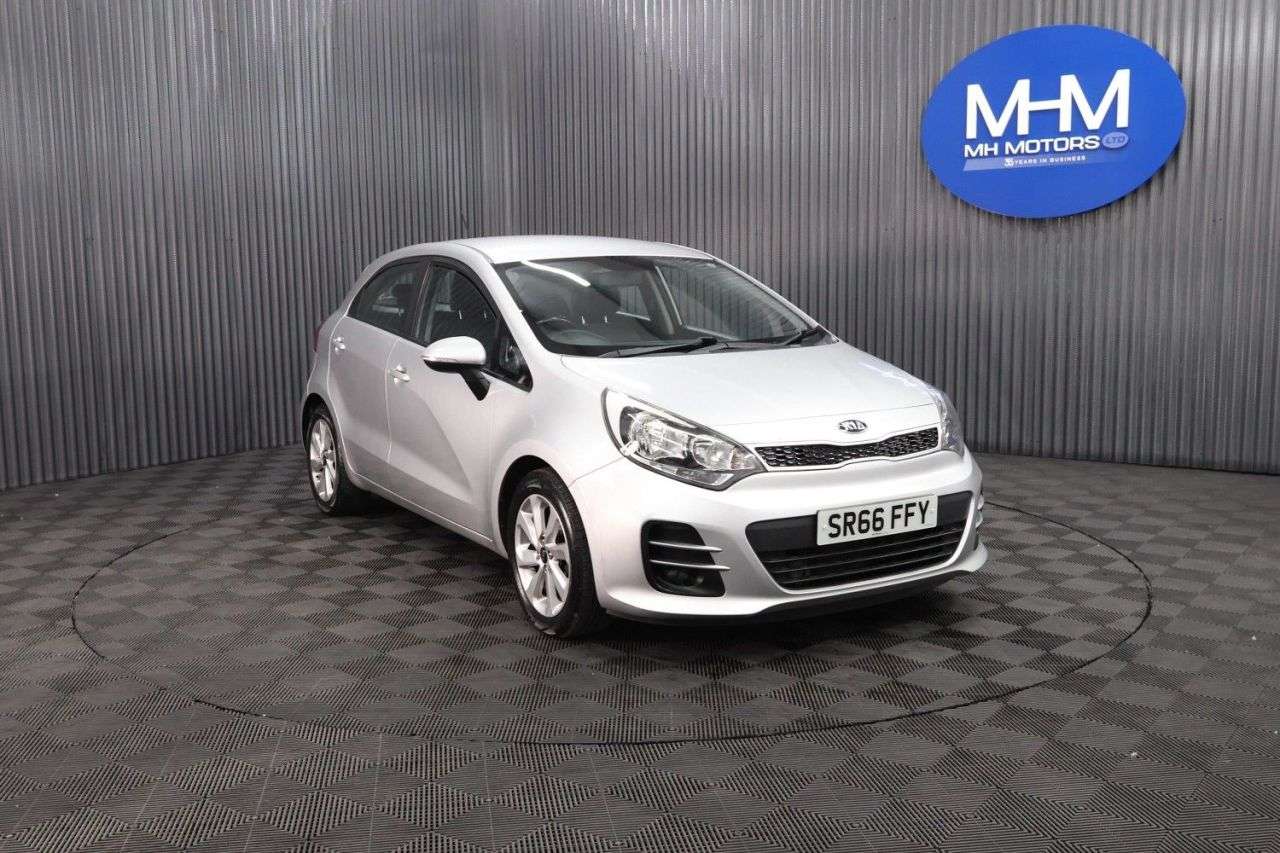 A 2017 KIA RIO 1.1 CRDi EcoDynamics 2 Hatchback 5dr Diesel Manual Euro 6 (s/s) (74 bhp) LO A 2017 KIA RIO 1.1 CRDi EcoDynamics 2 Hatchback 5dr Diesel Manual Euro 6 (s/s) (74 bhp) LO