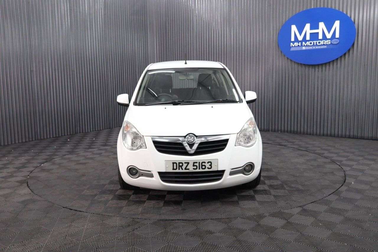 A 2011 VAUXHALL AGILA 1.2 VVT ecoFLEX S MPV 5dr Petrol Manual Euro 5 (94 ps) LOWER MILEAGE / LOW A 2011 VAUXHALL AGILA 1.2 VVT ecoFLEX S MPV 5dr Petrol Manual Euro 5 (94 ps) LOWER MILEAGE / LOW