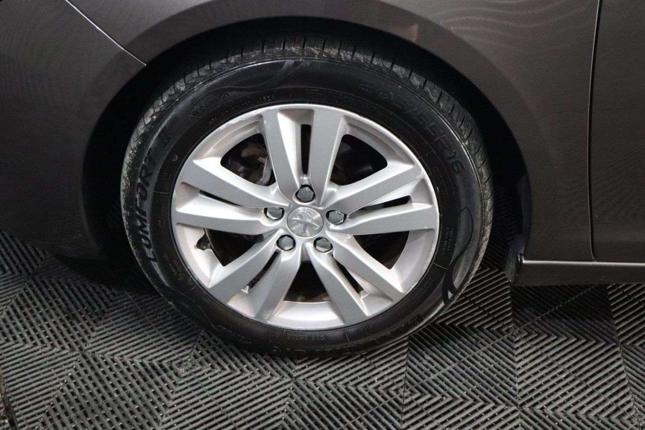 2016 PEUGEOT 308 2016 PEUGEOT 308
