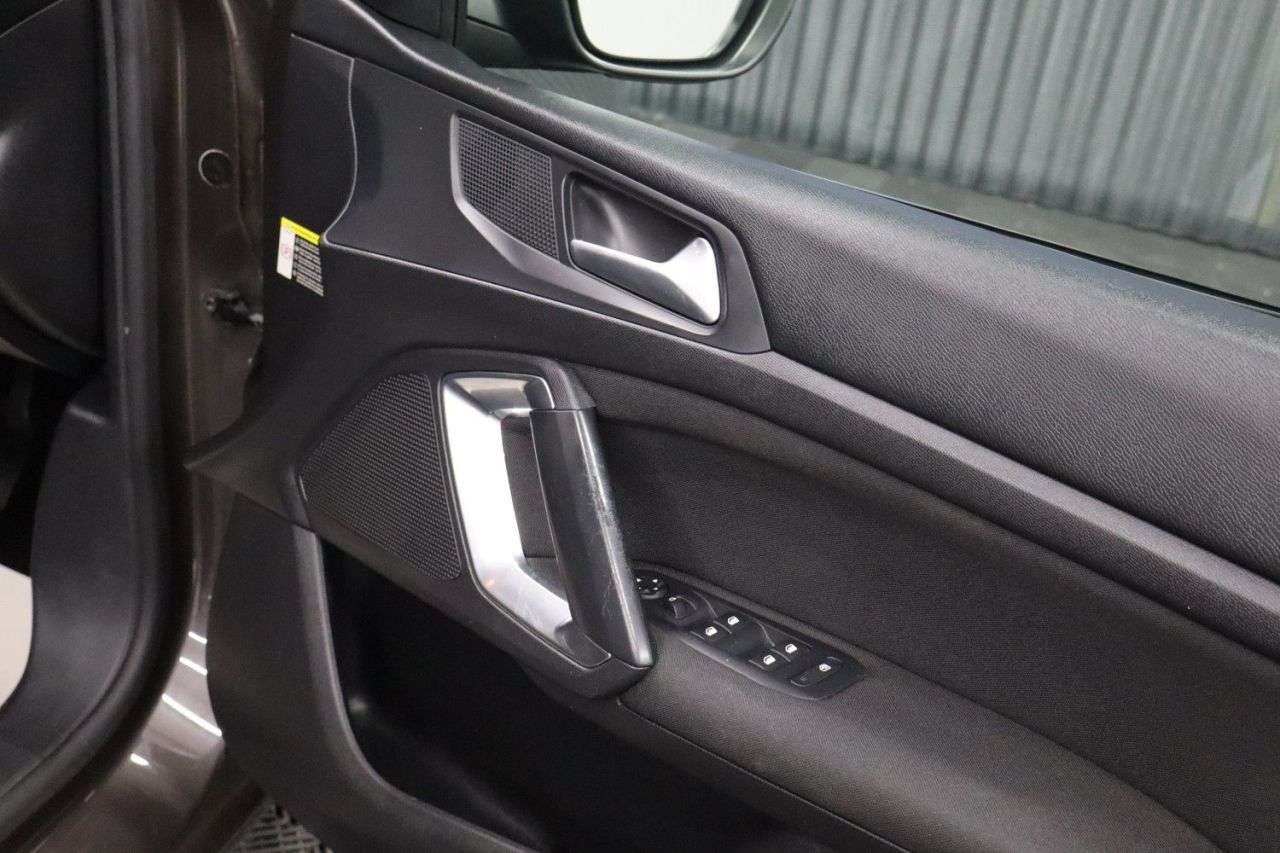 2016 PEUGEOT 308 2016 PEUGEOT 308