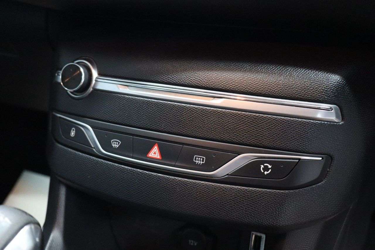 2016 PEUGEOT 308 2016 PEUGEOT 308