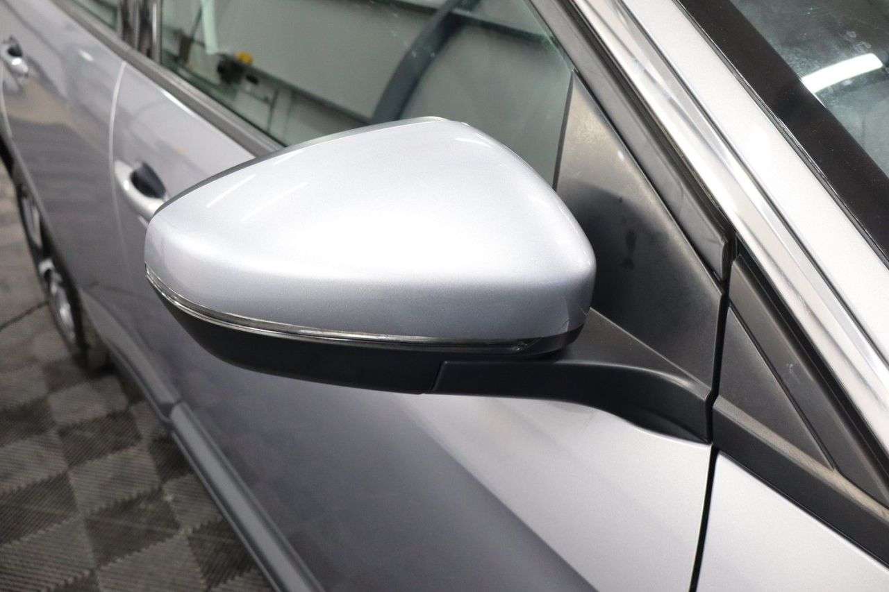 2018 PEUGEOT 3008 2018 PEUGEOT 3008