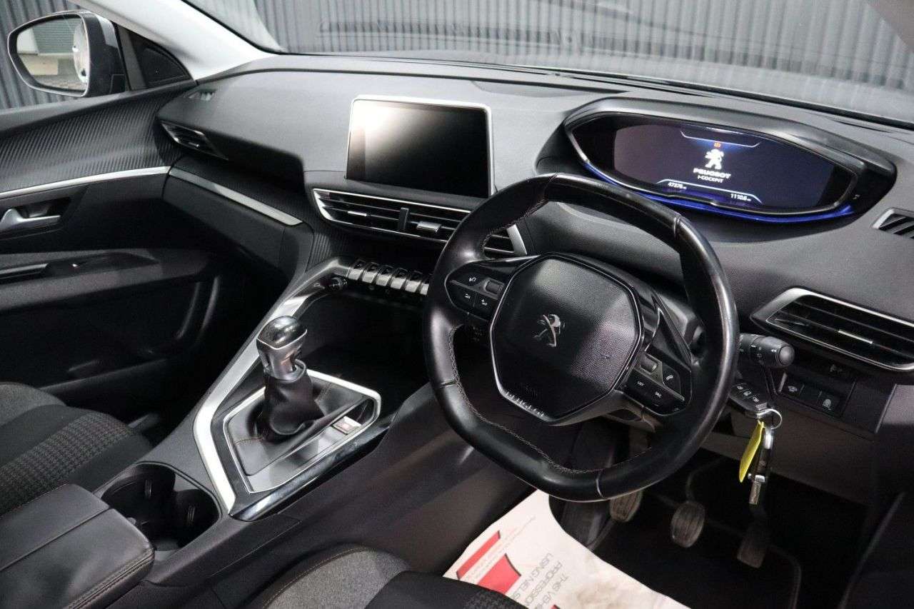 2018 PEUGEOT 3008 2018 PEUGEOT 3008