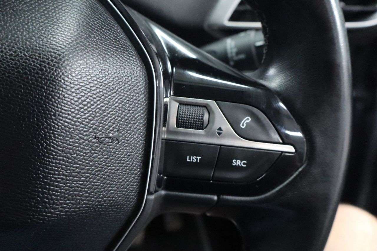 2018 PEUGEOT 3008 2018 PEUGEOT 3008