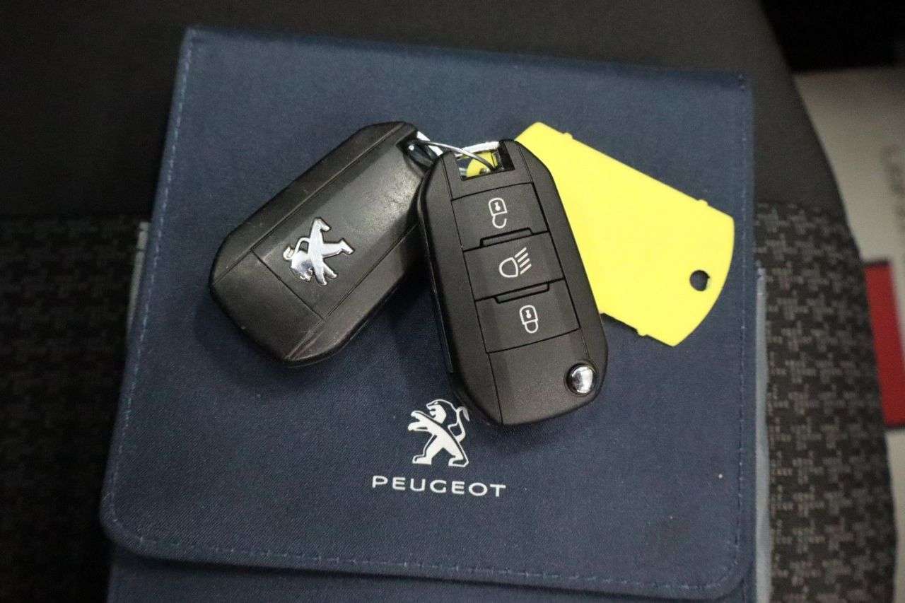 2018 PEUGEOT 3008 2018 PEUGEOT 3008
