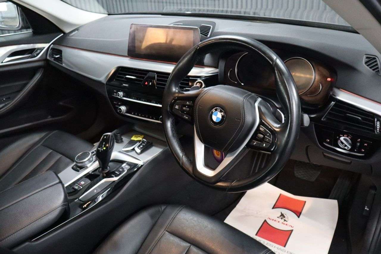 2018 BMW 5 SERIES 2018 BMW 5 SERIES
