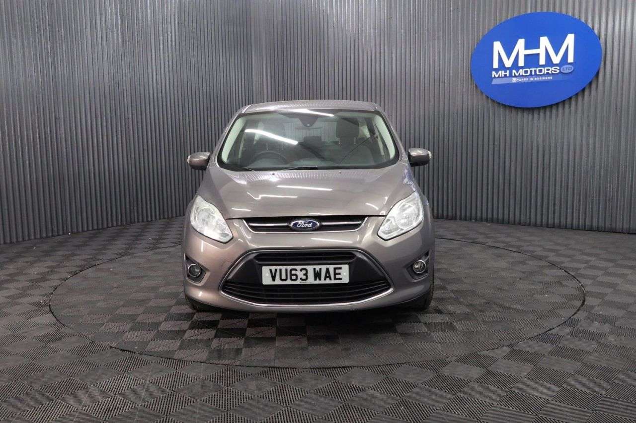 A 2013 FORD C-MAX 1.6 TDCi Zetec MPV 5dr Diesel Manual Euro 5 (115 ps) GOOD MOT / PARKING SEN A 2013 FORD C-MAX 1.6 TDCi Zetec MPV 5dr Diesel Manual Euro 5 (115 ps) GOOD MOT / PARKING SEN