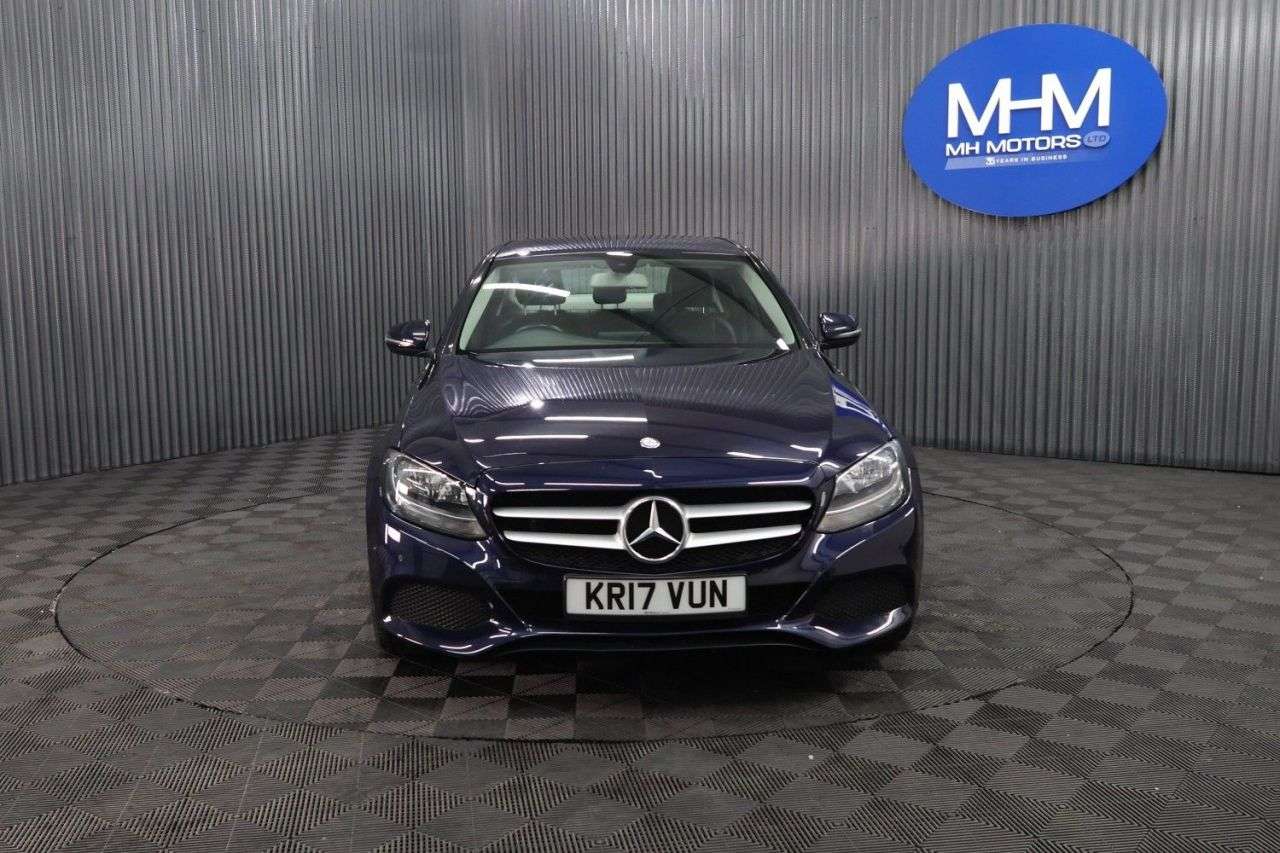 A 2017 MERCEDES-BENZ C CLASS 2.1 C220d SE Executive Edition Saloon 4dr Diesel G-Tronic+ Euro 6 (s/s) (17 A 2017 MERCEDES-BENZ C CLASS 2.1 C220d SE Executive Edition Saloon 4dr Diesel G-Tronic+ Euro 6 (s/s) (17