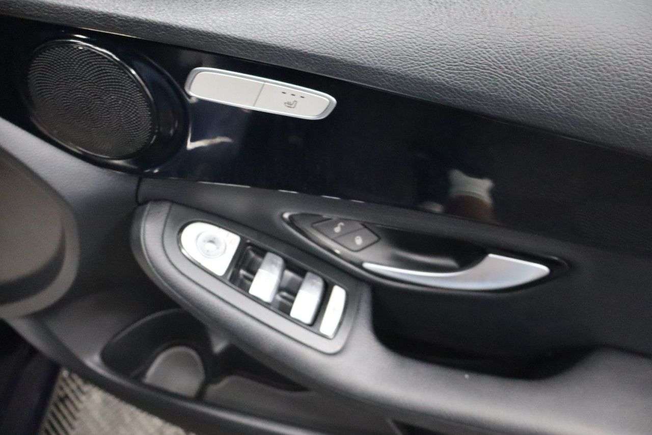 2017 MERCEDES-BENZ C CLASS 2017 MERCEDES-BENZ C CLASS