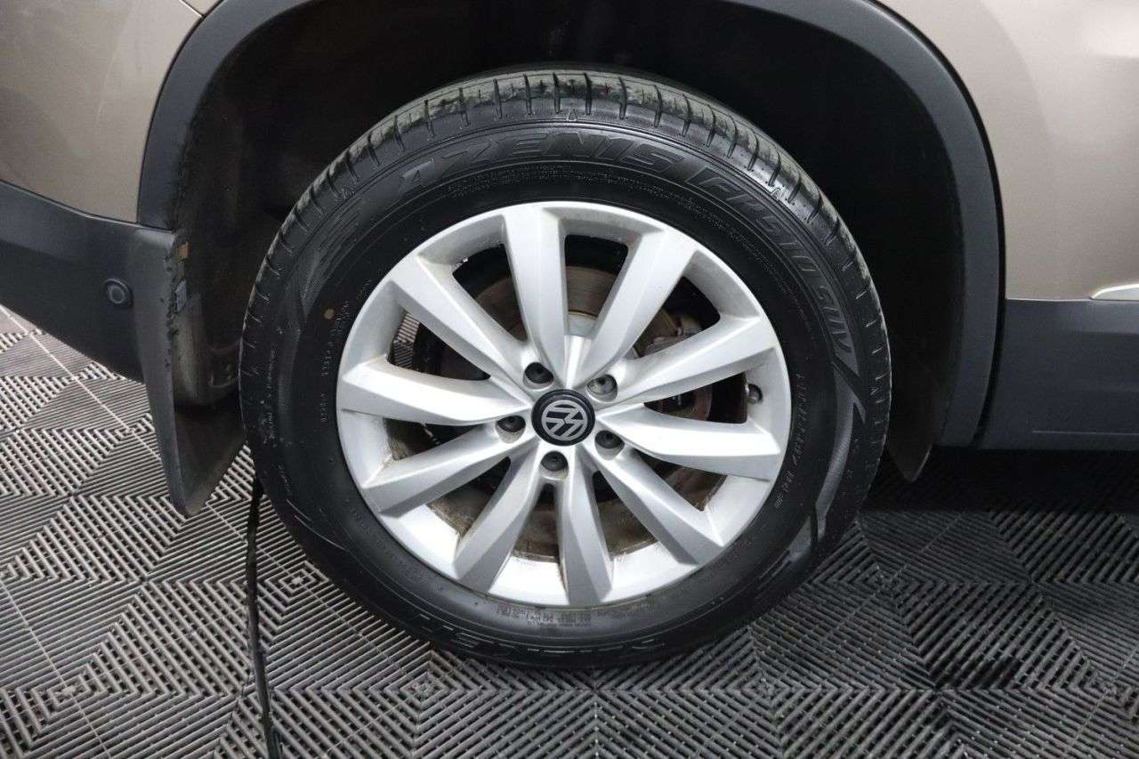 2015 VOLKSWAGEN TIGUAN 2015 VOLKSWAGEN TIGUAN