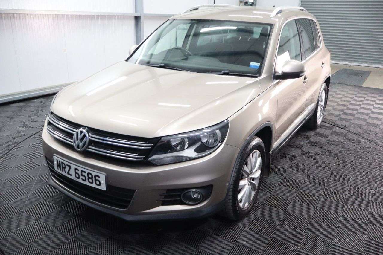 2015 VOLKSWAGEN TIGUAN 2015 VOLKSWAGEN TIGUAN