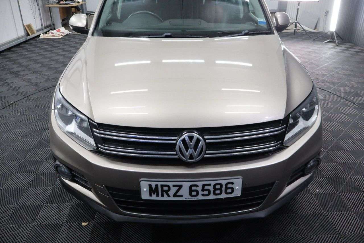 2015 VOLKSWAGEN TIGUAN 2015 VOLKSWAGEN TIGUAN