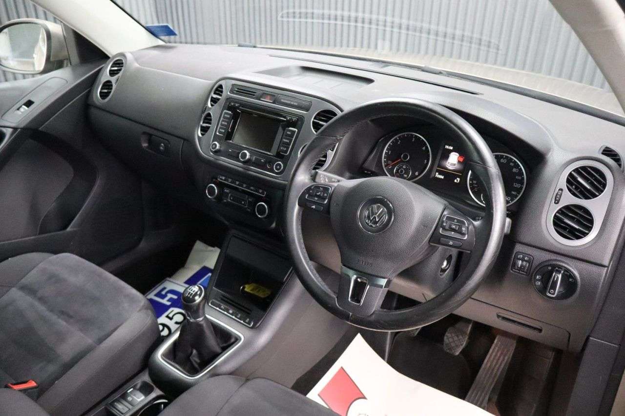 2015 VOLKSWAGEN TIGUAN 2015 VOLKSWAGEN TIGUAN