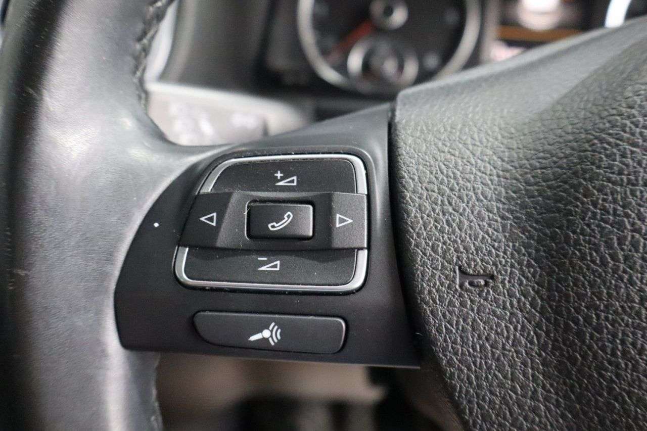 2015 VOLKSWAGEN TIGUAN 2015 VOLKSWAGEN TIGUAN