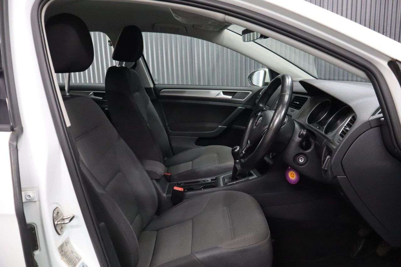 2016 VOLKSWAGEN GOLF 2016 VOLKSWAGEN GOLF
