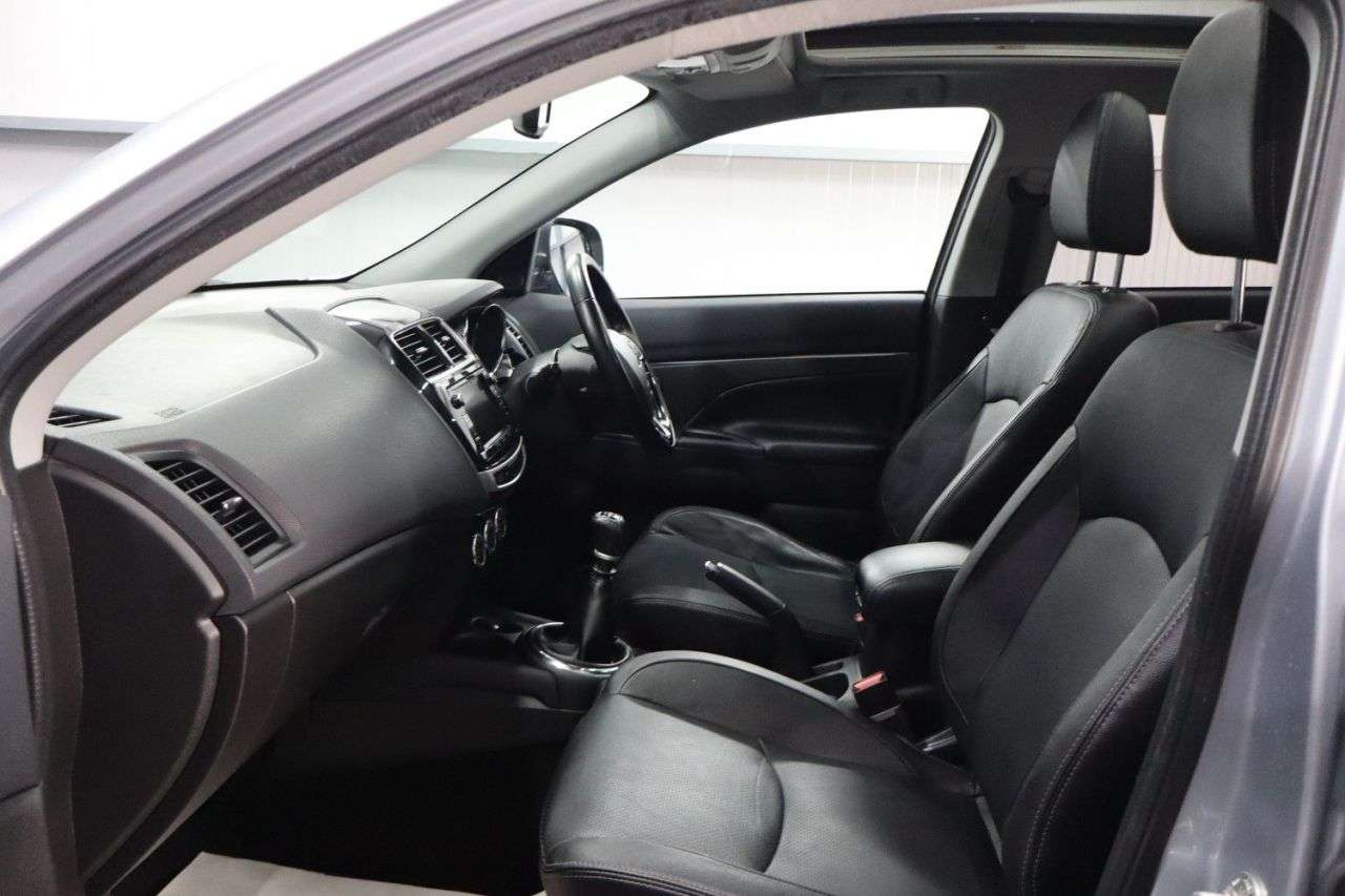 2017 MITSUBISHI ASX 2017 MITSUBISHI ASX