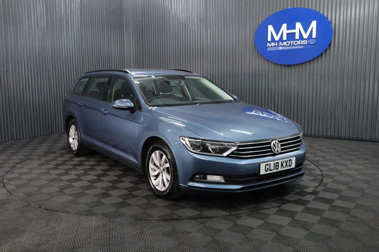 A 2018 VOLKSWAGEN PASSAT 1.6 TDI S Estate 5dr Diesel Manual Euro 6 (s/s) (120 ps) TOUCH SCREEN RADIO A 2018 VOLKSWAGEN PASSAT 1.6 TDI S Estate 5dr Diesel Manual Euro 6 (s/s) (120 ps) TOUCH SCREEN RADIO