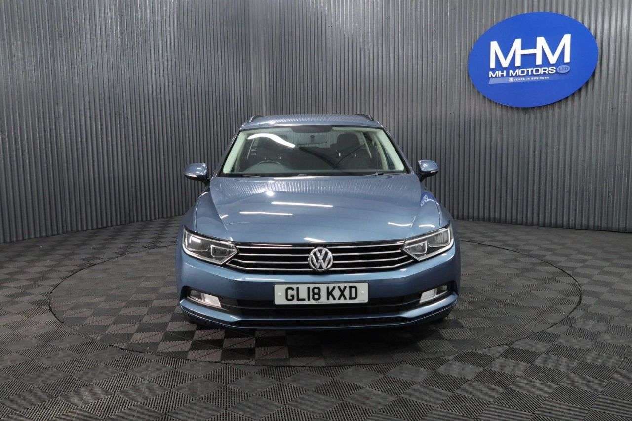 A 2018 VOLKSWAGEN PASSAT 1.6 TDI S Estate 5dr Diesel Manual Euro 6 (s/s) (120 ps) TOUCH SCREEN RADIO A 2018 VOLKSWAGEN PASSAT 1.6 TDI S Estate 5dr Diesel Manual Euro 6 (s/s) (120 ps) TOUCH SCREEN RADIO