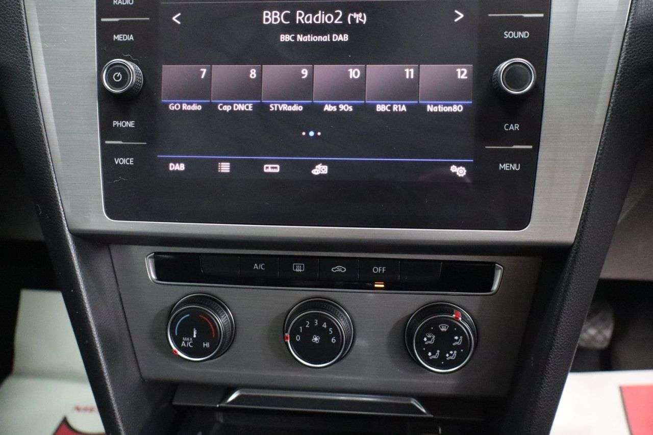 2018 VOLKSWAGEN PASSAT 2018 VOLKSWAGEN PASSAT