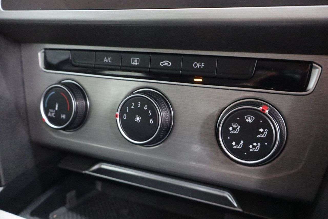 2018 VOLKSWAGEN PASSAT 2018 VOLKSWAGEN PASSAT