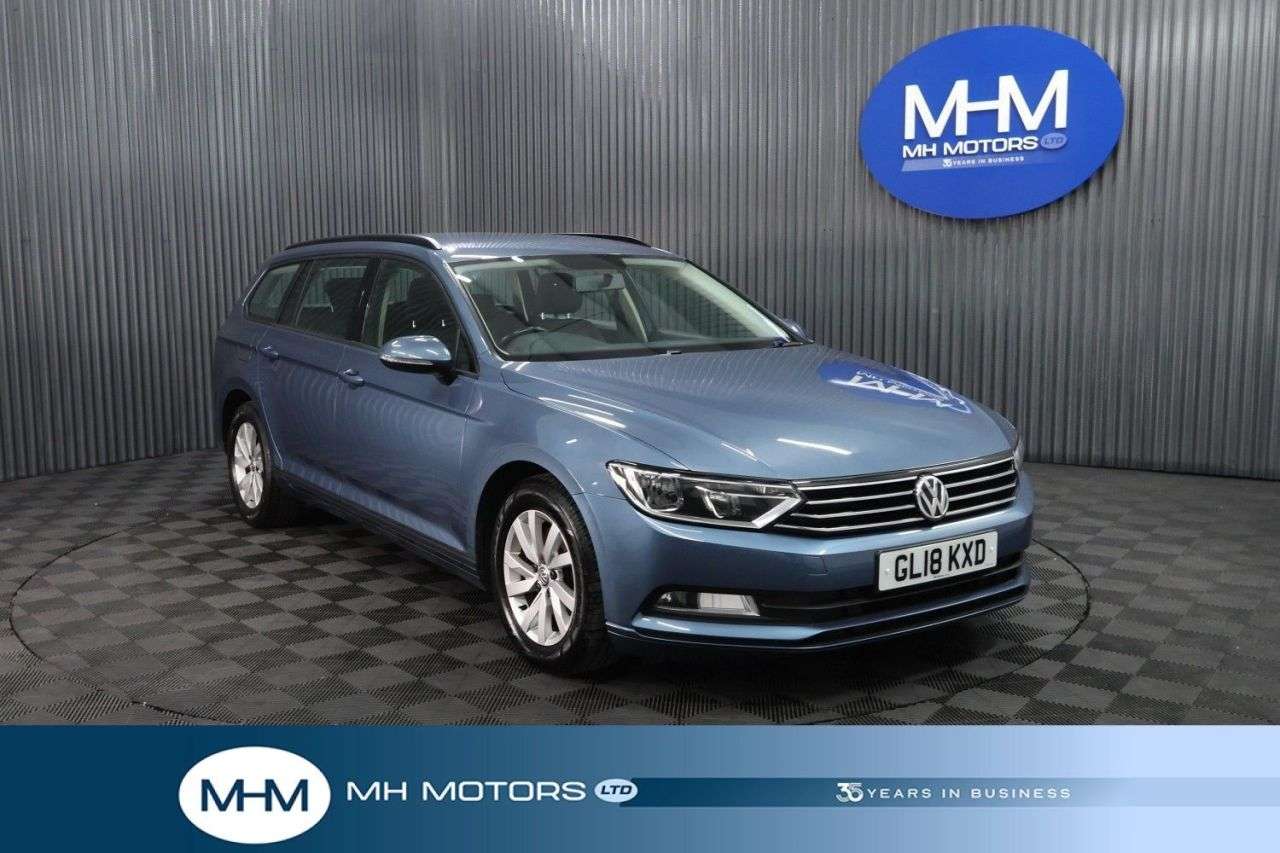 A 2018 VOLKSWAGEN PASSAT 1.6 TDI S Estate 5dr Diesel Manual Euro 6 (s/s) (120 ps) TOUCH SCREEN RADIO A 2018 VOLKSWAGEN PASSAT 1.6 TDI S Estate 5dr Diesel Manual Euro 6 (s/s) (120 ps) TOUCH SCREEN RADIO