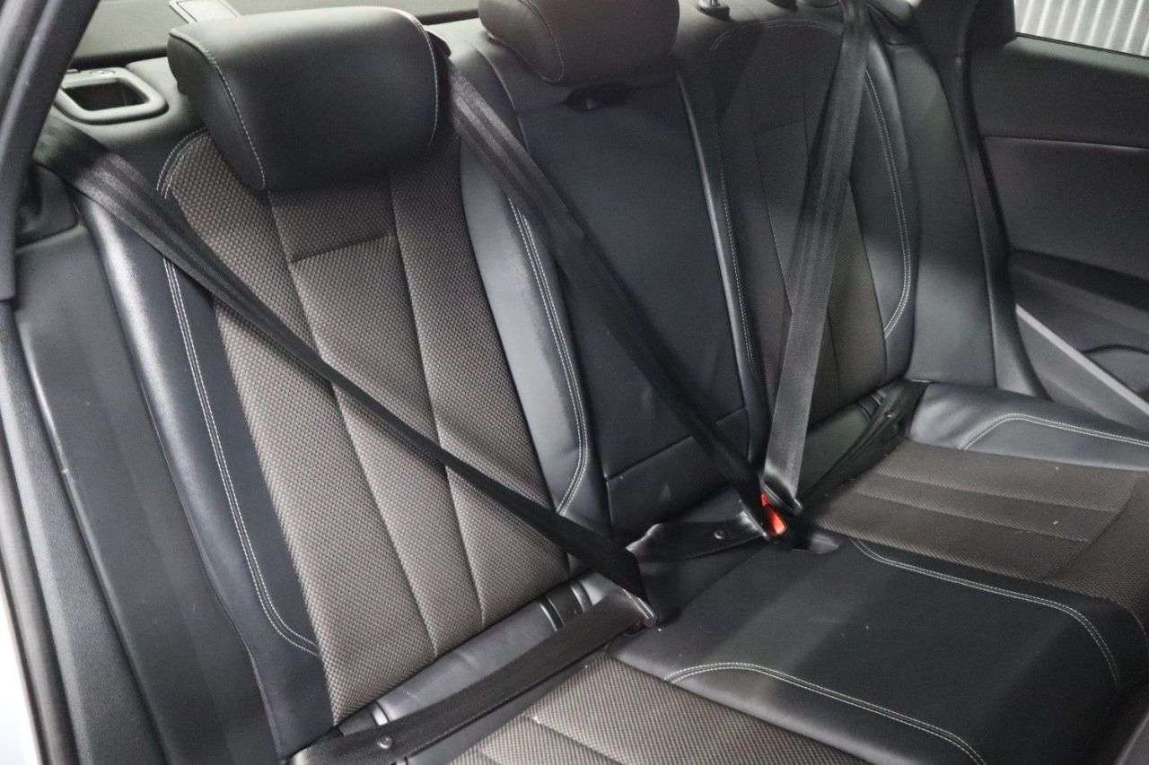 2017 AUDI A4 2017 AUDI A4