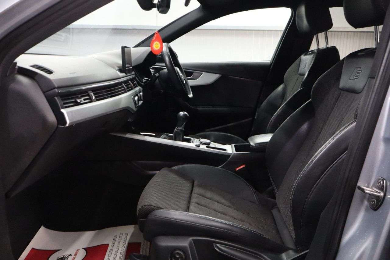 2017 AUDI A4 2017 AUDI A4