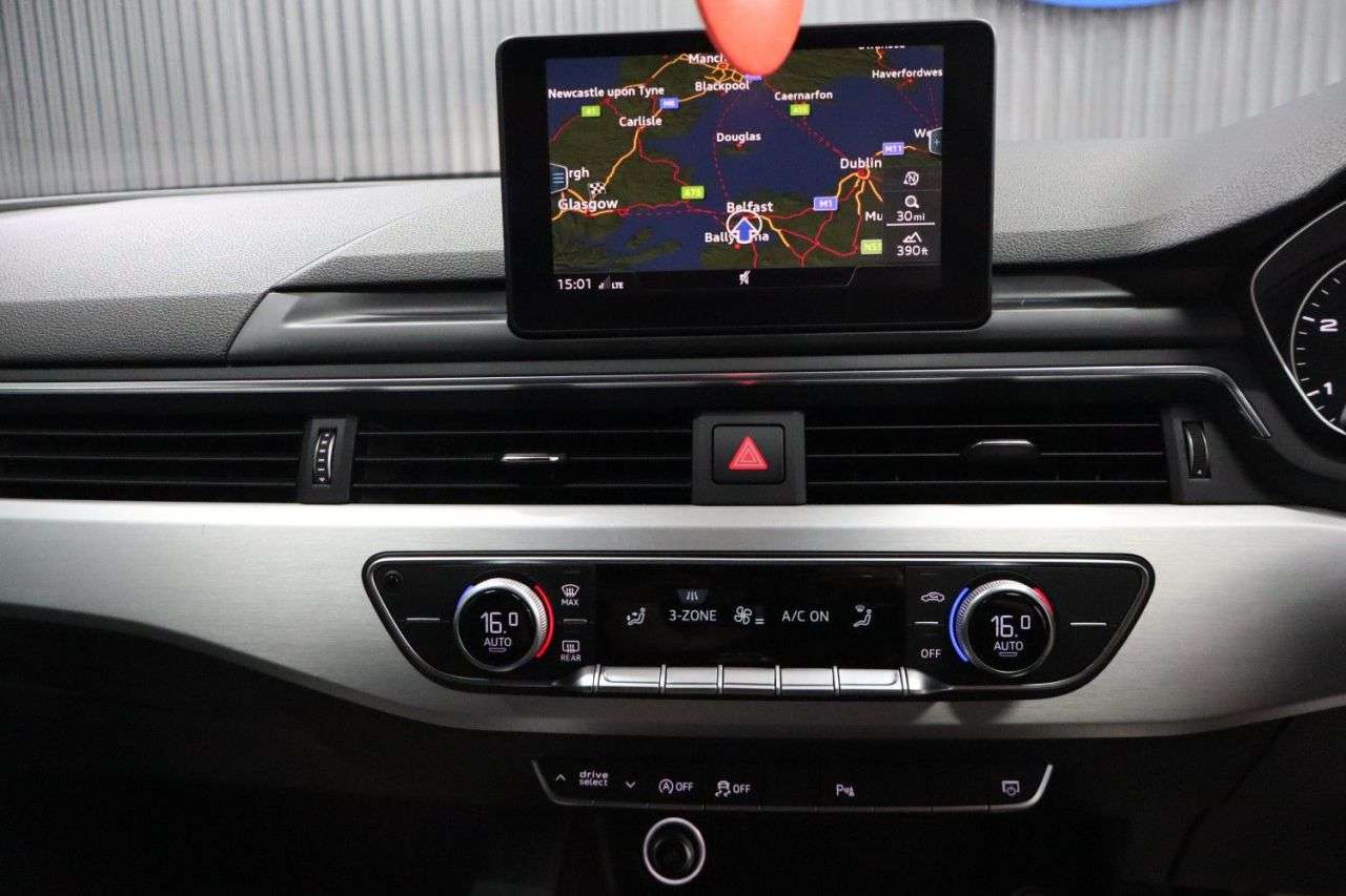 2017 AUDI A4 2017 AUDI A4