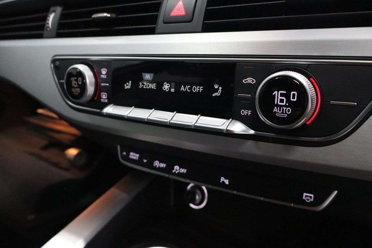 2017 AUDI A4 2017 AUDI A4