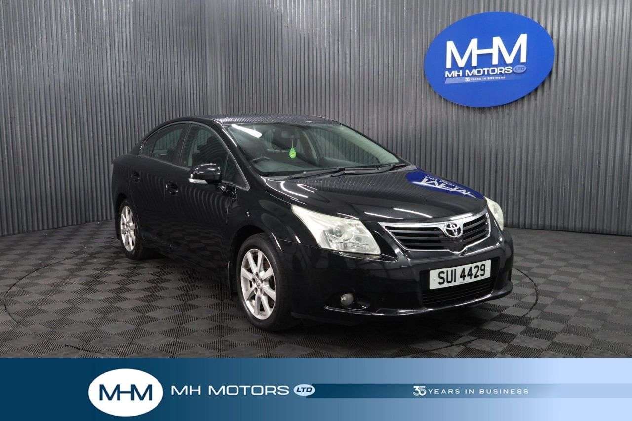 A 2009 TOYOTA AVENSIS 1.8 V-Matic TR Saloon 4dr Petrol Manual Euro 4 (146 ps) LONG MOT / TOW BAR A 2009 TOYOTA AVENSIS 1.8 V-Matic TR Saloon 4dr Petrol Manual Euro 4 (146 ps) LONG MOT / TOW BAR