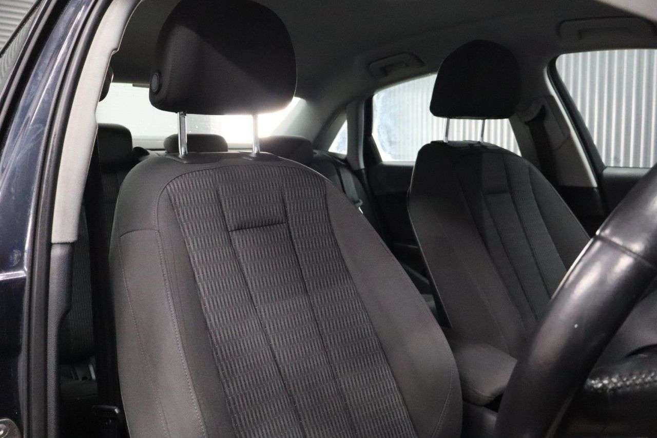2016 AUDI A4 2016 AUDI A4