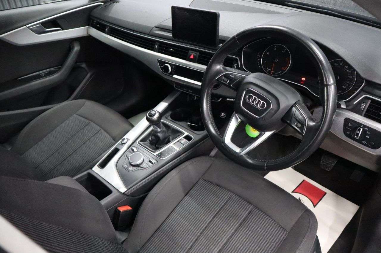2016 AUDI A4 2016 AUDI A4
