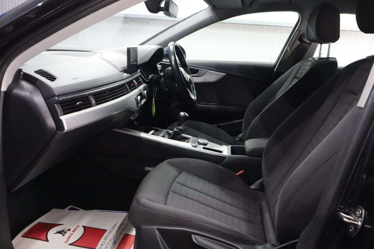 2016 AUDI A4 2016 AUDI A4