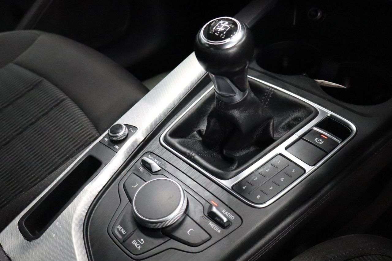 2016 AUDI A4 2016 AUDI A4