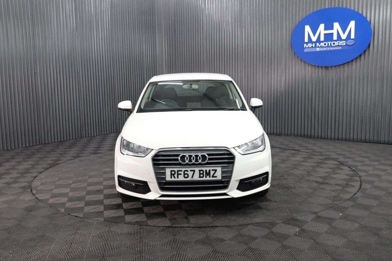 A 2018 AUDI A1 1.0 TFSI Sport Hatchback 3dr Petrol Manual Euro 6 (s/s) (Nav) (95 ps) PARKI A 2018 AUDI A1 1.0 TFSI Sport Hatchback 3dr Petrol Manual Euro 6 (s/s) (Nav) (95 ps) PARKI