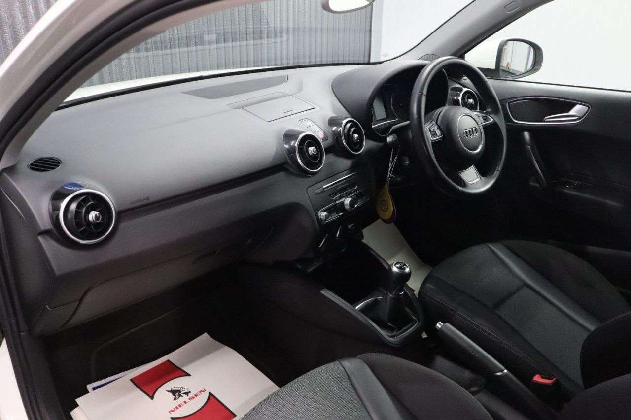 2018 AUDI A1 2018 AUDI A1
