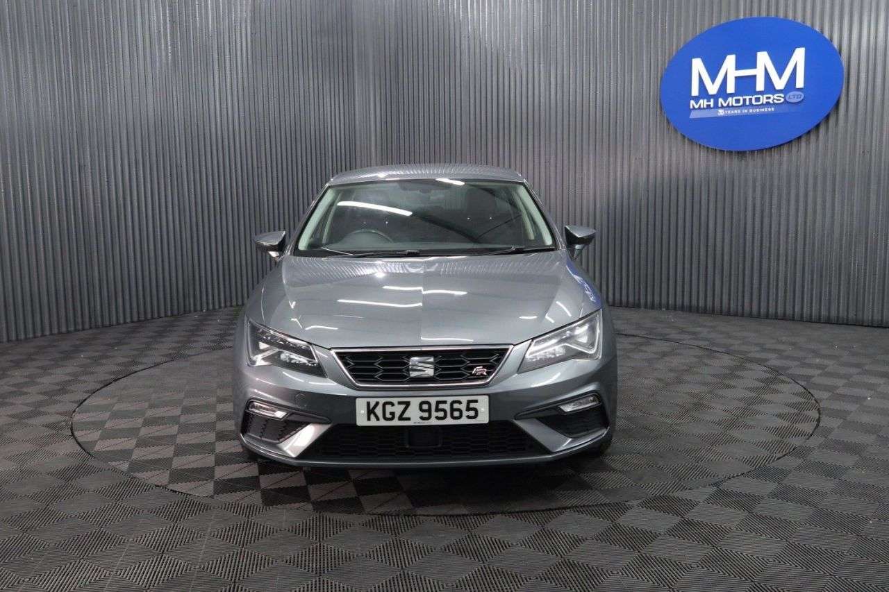 A 2018 SEAT LEON 1.4 TSI FR Technology Hatchback 5dr Petrol Manual Euro 6 (s/s) (125 ps) EAS A 2018 SEAT LEON 1.4 TSI FR Technology Hatchback 5dr Petrol Manual Euro 6 (s/s) (125 ps) EAS