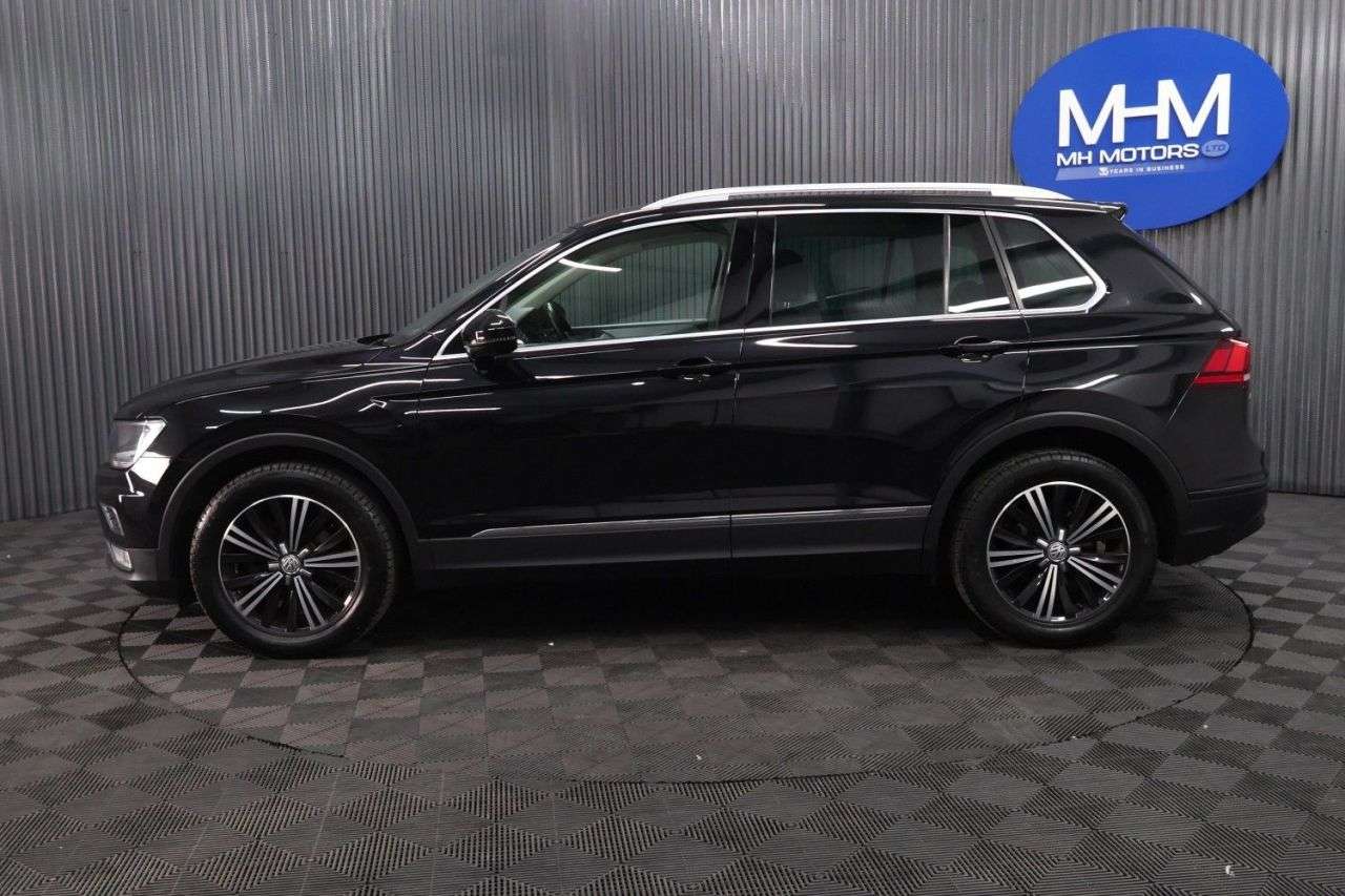 2017 VOLKSWAGEN TIGUAN 2017 VOLKSWAGEN TIGUAN
