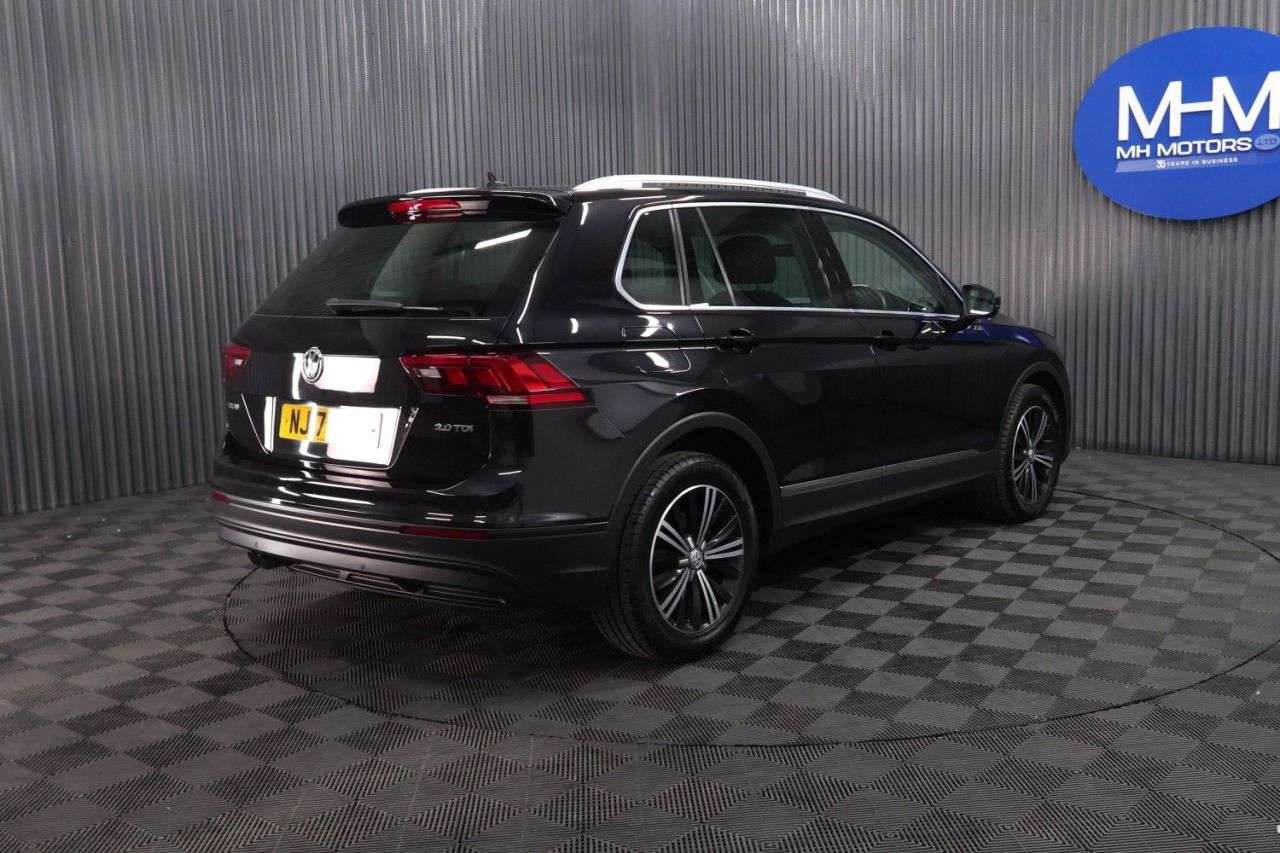 2017 VOLKSWAGEN TIGUAN 2017 VOLKSWAGEN TIGUAN